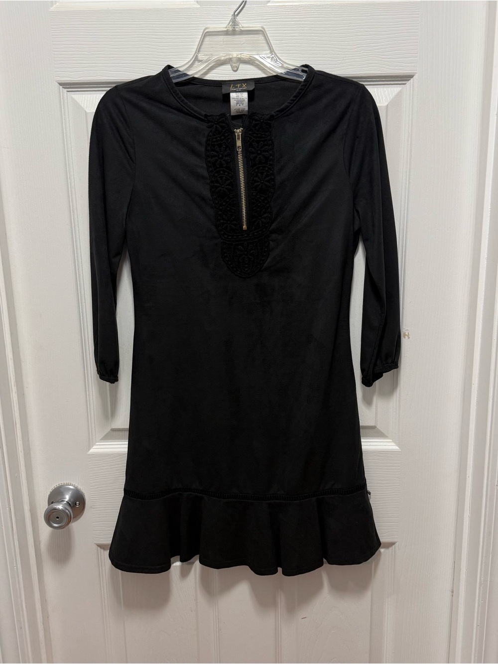 Women’s Black 3/4 Sleeve Ruffle Hem Dress